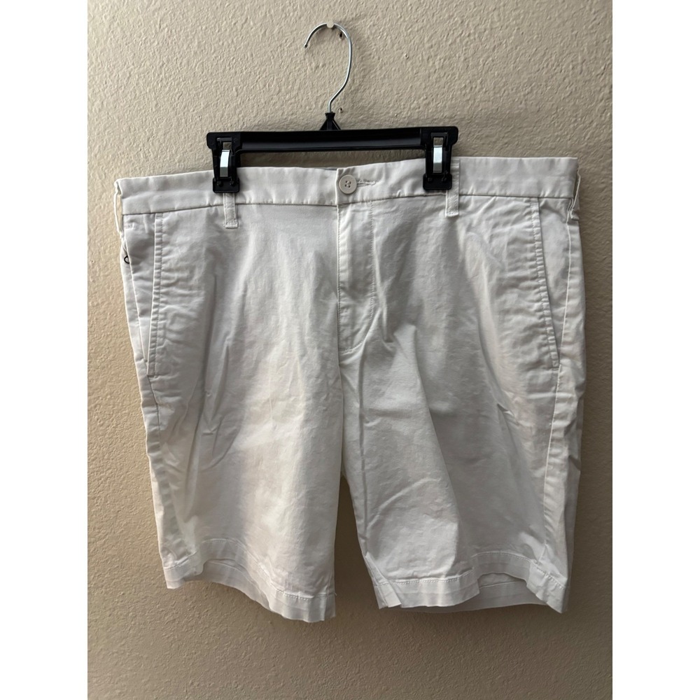 Dockers Mens Ultimate Chino Shorts White Stretch Cotton Size 36 A1127